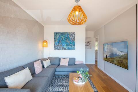 Stunning Water Views 1 - 2 Bed/2 Bath