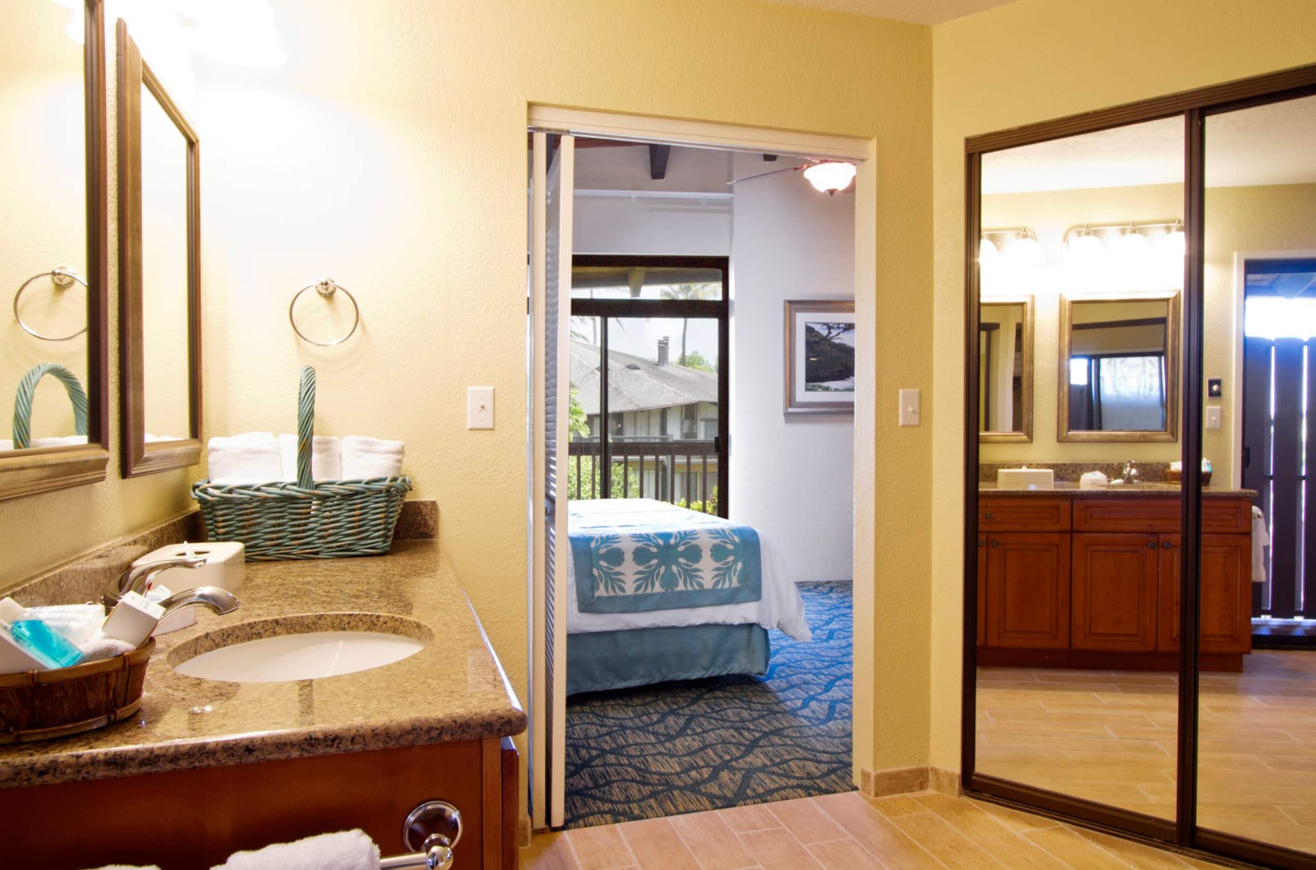 Condo in Princeville · ★5.0 · 2 bedrooms · 3 beds · 2 baths - Image 3