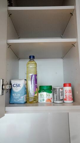 18-Spacious Apartment with Stunning Views gallery image 4