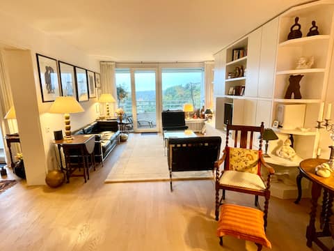 SuperDeal 1130sqft TOP FLAT wth far view & sunsets