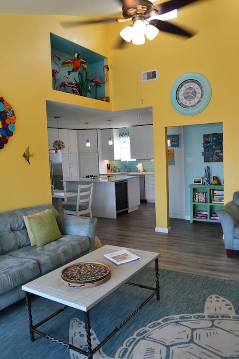 Top performing Airbnb: Parrot-Dice Canal House w/private hot tub. No pets in Jamaica Beach