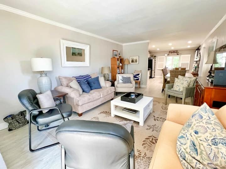 3br Coastal Retreat Short Walk From Bayview Beach - 밀퍼드