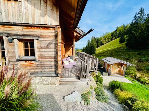Chalet Hideaway Mountain Lodge