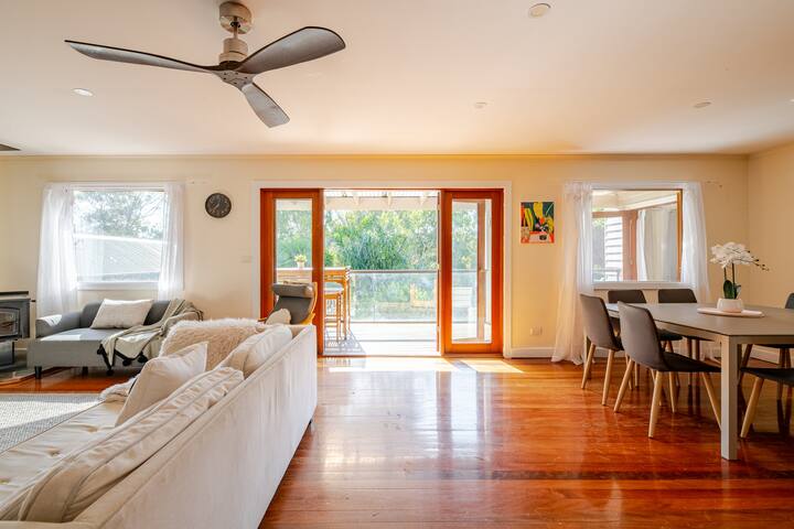 Panoramic Treetop View |Mini Golf| 5 Car Park gallery image 4