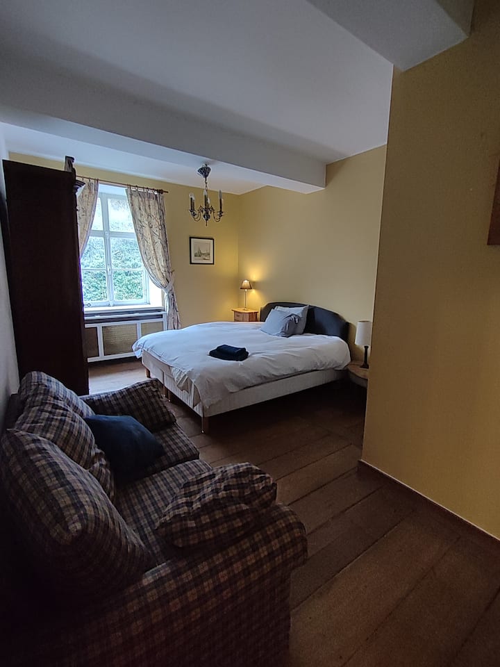 საძინებელი 2