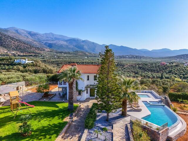 Dievandi Seaview Villa with heated pool gallery image 2