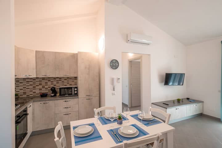 Elegante Alloggio In Residence, Con Piscina - Acquedolci