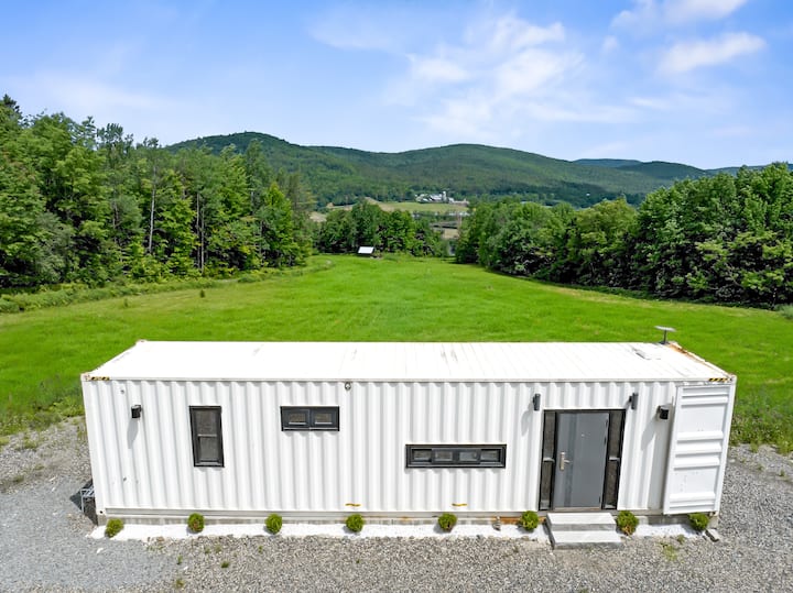 Container Home w/ Mountain Views, Deck, Fire Pit - Shipping containers ...