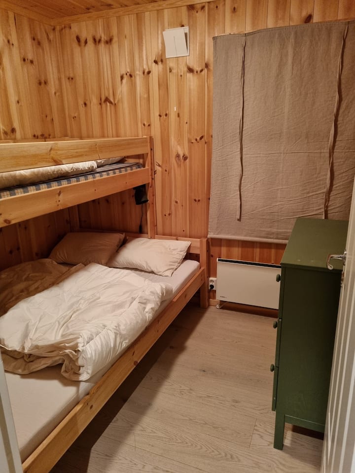 เตียงสองชั้นสำหรับครอบครัว 120 ซม. + 70 ซม.