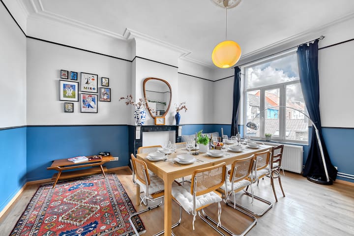 FH) 4x Aparments for Groups w/ Dining Room+Jacuzzi