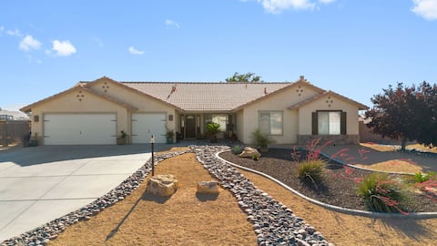 Stunning 4-bedroom 3-bath home with desert views