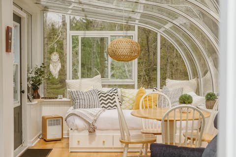 "Lisette's on Long Hill", cozy with boho charm