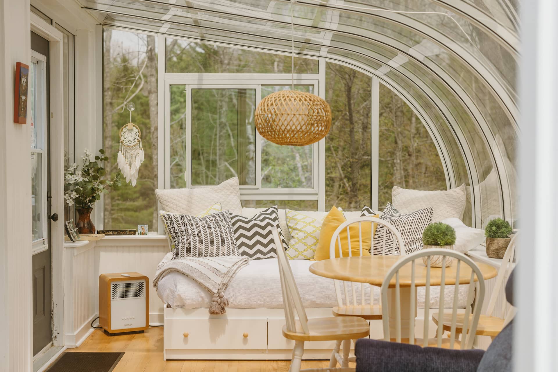 \"Lisette's on Long Hill\", cozy with boho charm