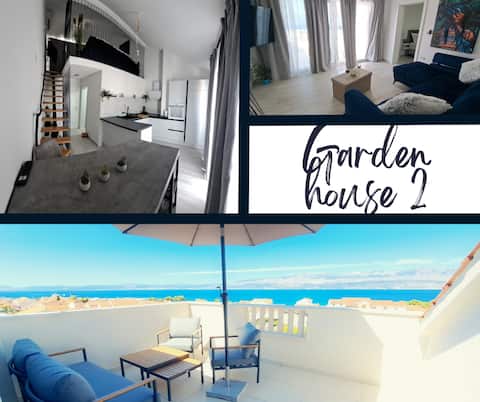 Successful Airbnb property: Garden house (2nd floor - gallery, amazing view) in Grad Supetar