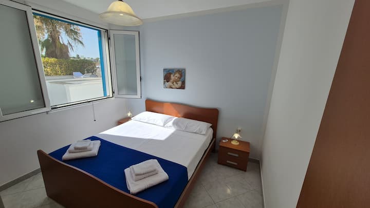 საძინებელი 1