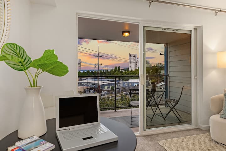 Corporate Apartment On Waterfront Near Amazon - 시애틀