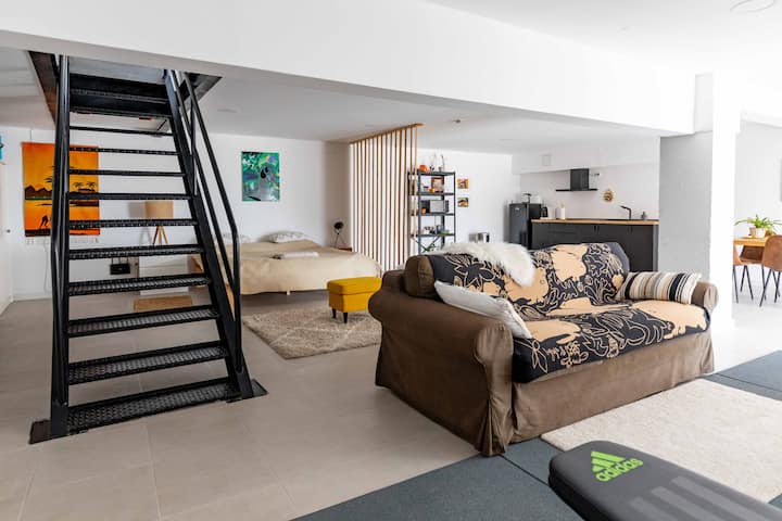 Private Loft With Pool, Sea And Barcelona Views - Mollet del Vallès
