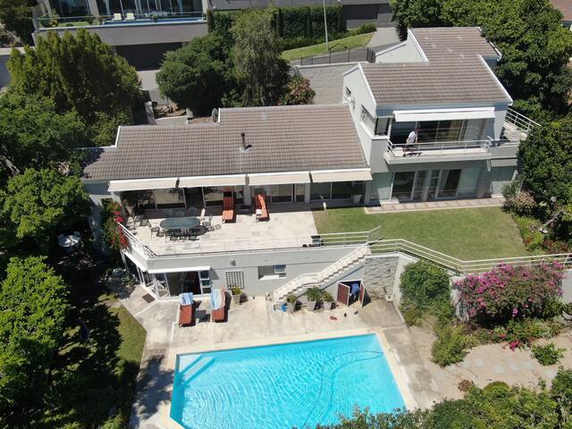 Magnificent and Luxurious Costal Villa with Pool gallery image 4