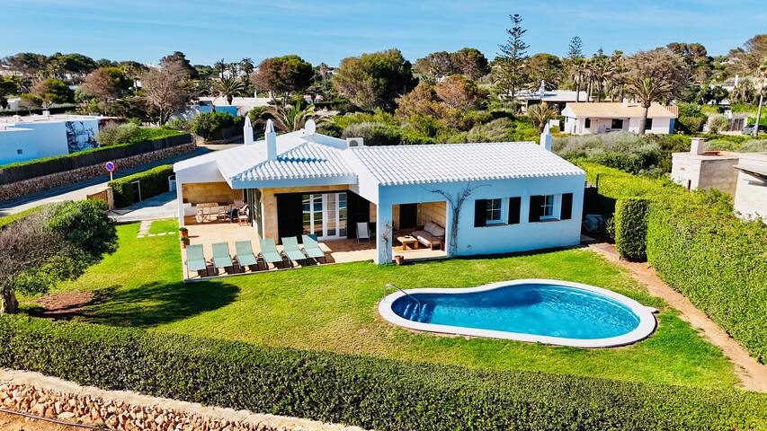 Magnífica villa en Binisafuller frente al mar gallery image 5