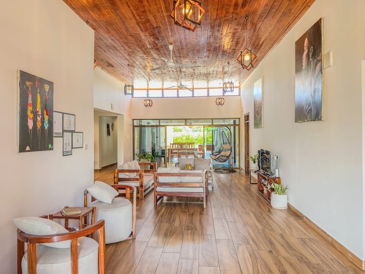 Private Villa With Big Pool, A Chef Free Of Charge - Diani Beach