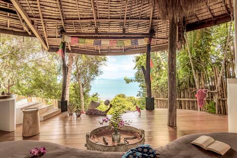 Full Service Seaview Pool Villa Beach Access