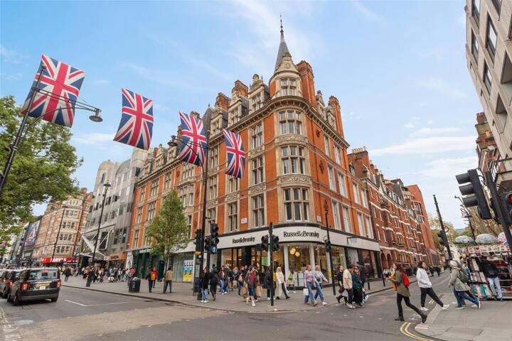 Oxford Street 3 bedroom! Bond Street 7GC gallery image 5