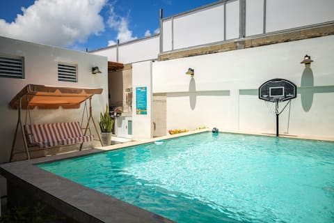 Top performing Airbnb: Modern Room w/Private Pool & BBQ nearby El Yunque in Río Grande