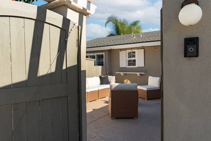 3 Bed w/ Pool, Spa, Game Room, Family Friendly gallery image 3