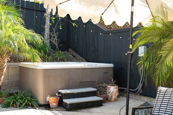 3 Bed w/ Pool, Spa, Game Room, Family Friendly gallery image 5