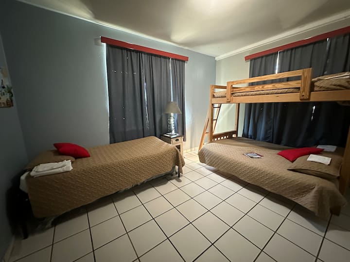 غرفة النوم 2