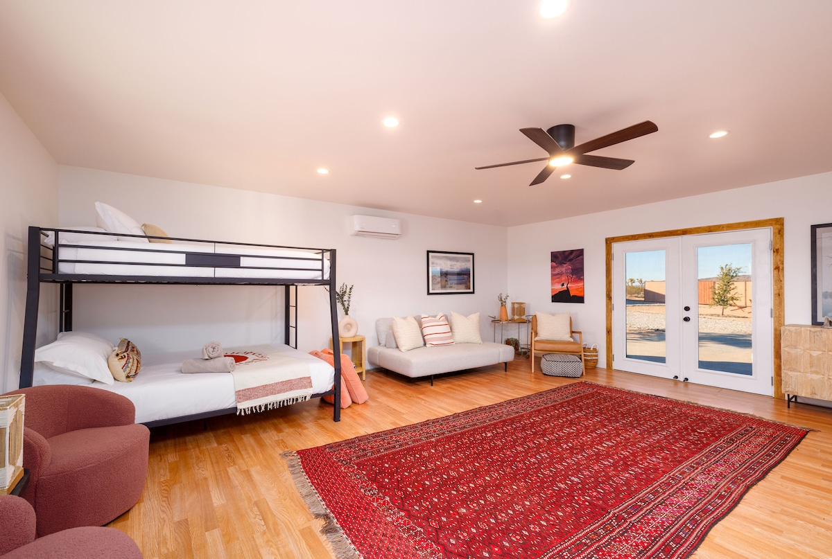 2 queen bunks that are the most comfortable with an additional sleeper.