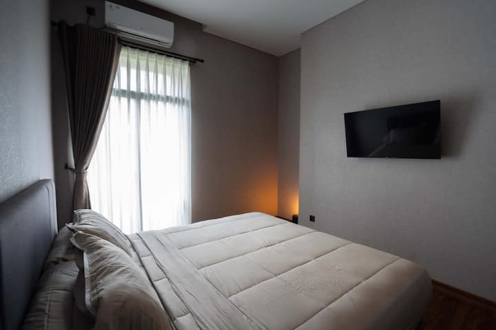 საძინებელი 4