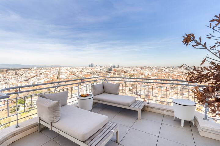 Penthouse más alto de Madrid. Duplex p.32. ÚNICO. gallery image 5