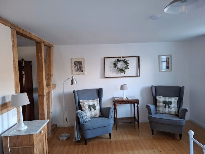 Stachelburg-fewo Mit Terrasse Wohnung Kaminzimmer - Eupen