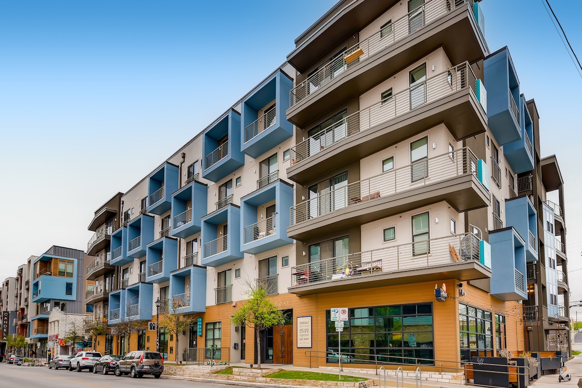 Sentral 2 Bedroom Apt on East 6th St