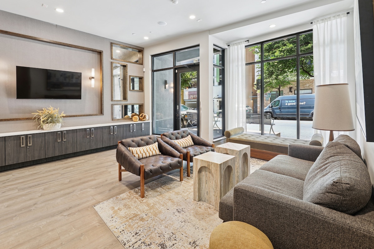 Sentral 2 Bedroom Apt on East 6th St