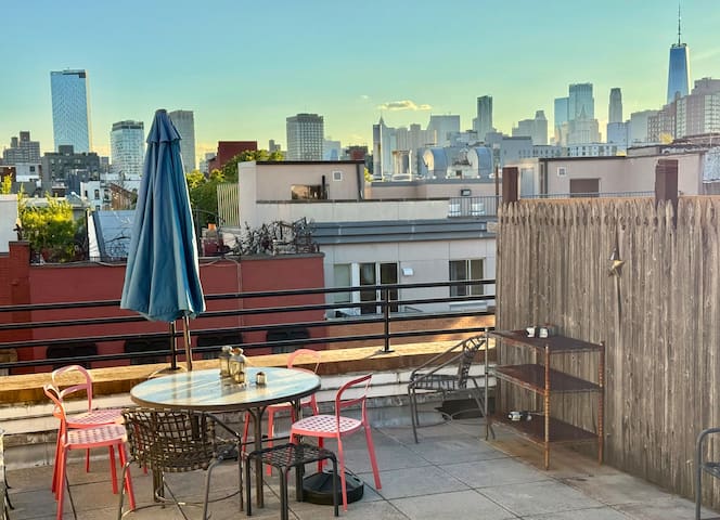 Artistic Penthouse with Deck + Piano