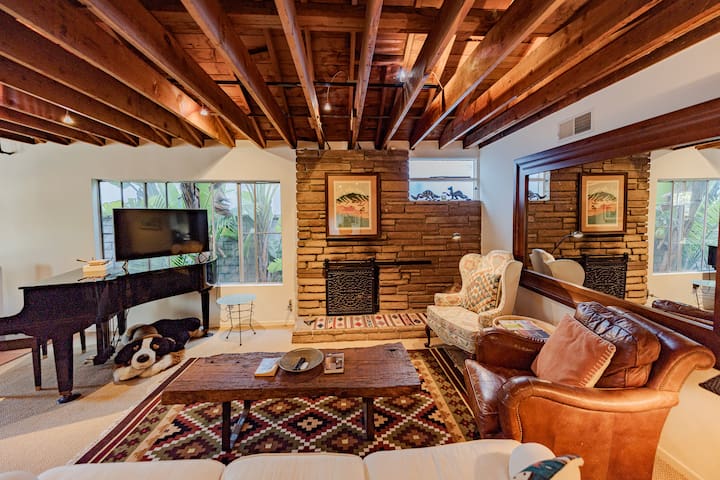 Venice Beach House walk to Abbott Kinney & Beach