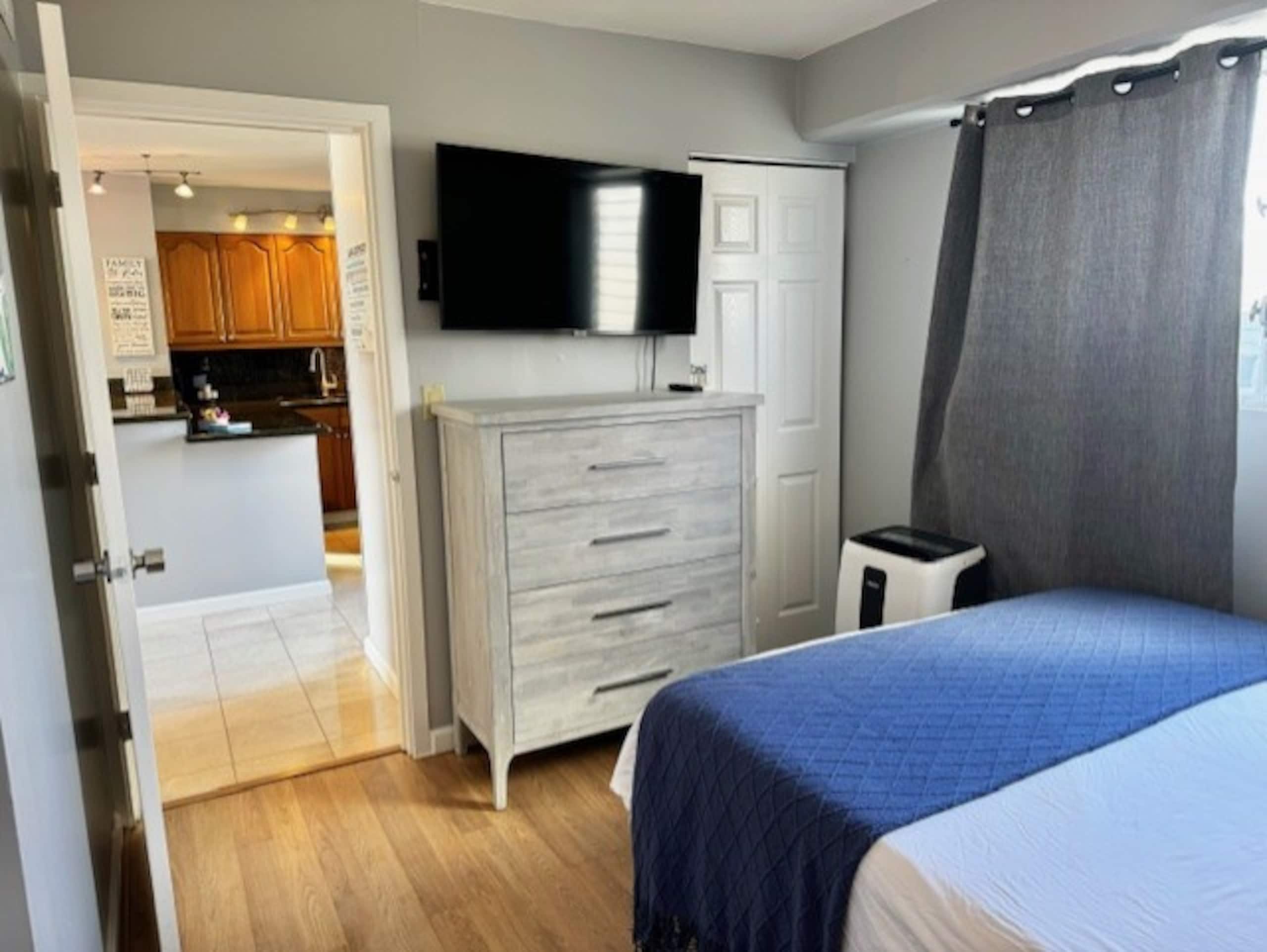 Condo in Honolulu · ★4.63 · 2 bedrooms · 4 beds · 1 bath - Image 22