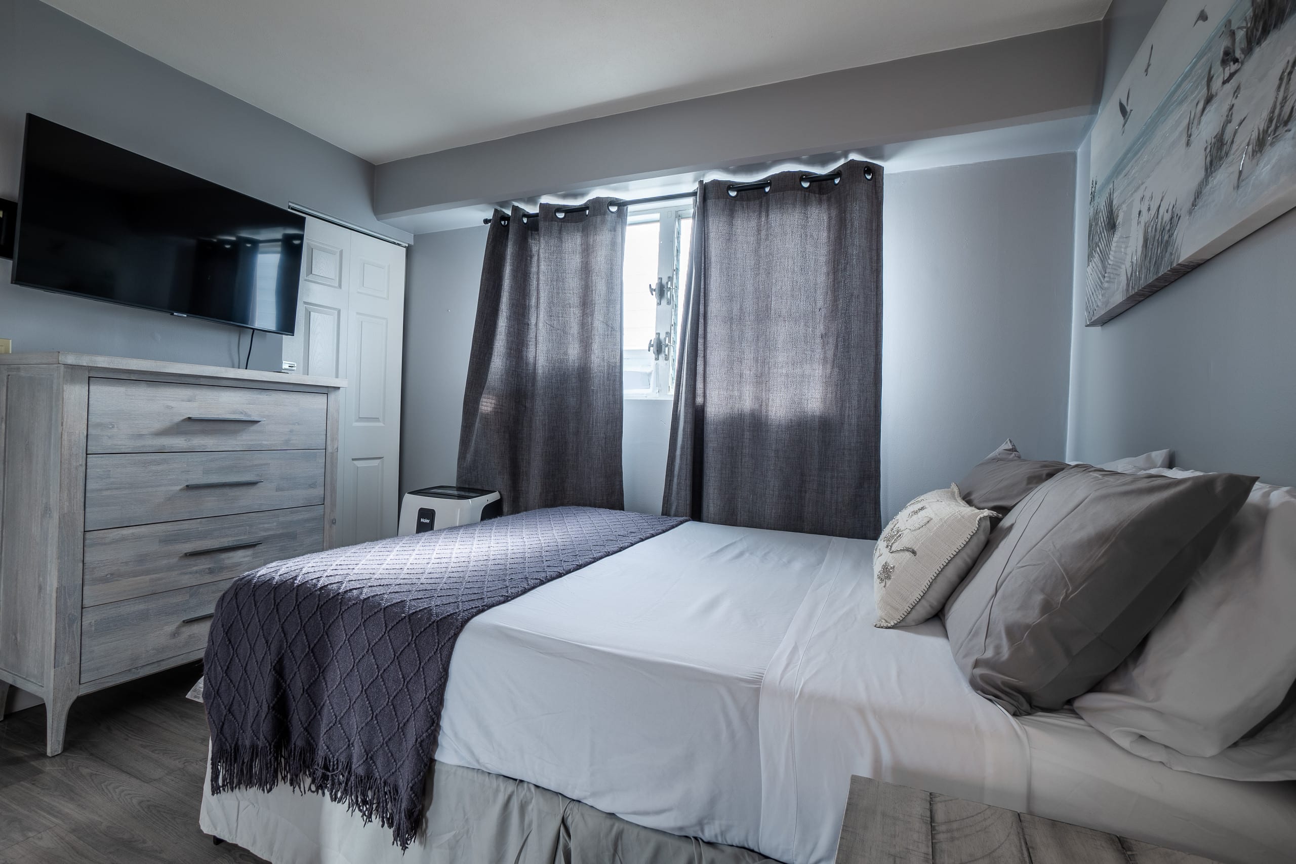Condo in Honolulu · ★4.63 · 2 bedrooms · 4 beds · 1 bath - Image 26