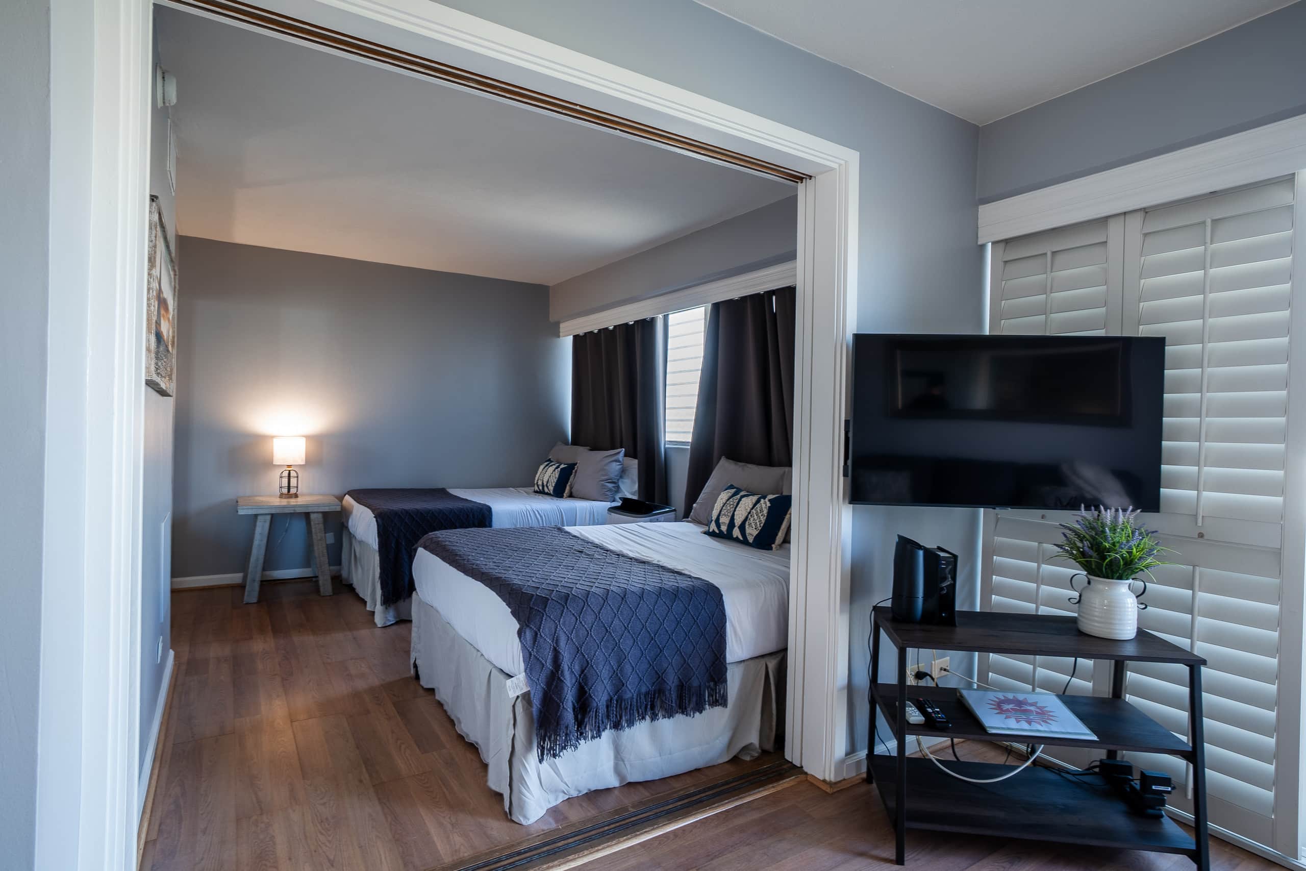 Condo in Honolulu · ★4.63 · 2 bedrooms · 4 beds · 1 bath - Image 31