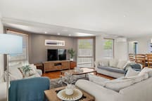 Outlook Escape * rental in Cowes