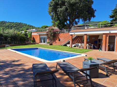 Casa Roure-4BR-Private Pool-BBQ-Sea Views