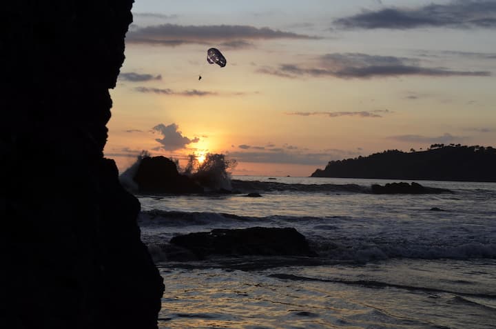 Beach Suite with Terrace by the Park ANaLIA - Apartments for Rent in Quepos, Puntarenas, Costa Rica