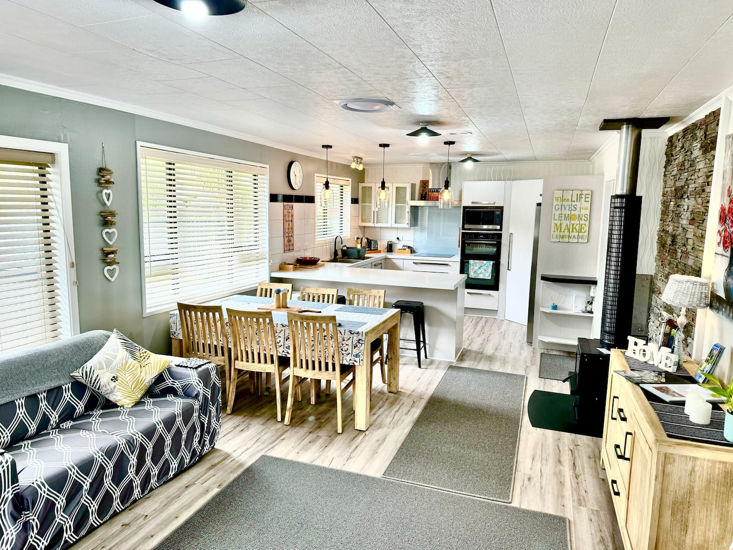 Joy On Jollie -
Your Home Away From Home 4