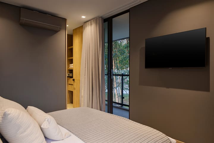 Პირველი საძინებელი 