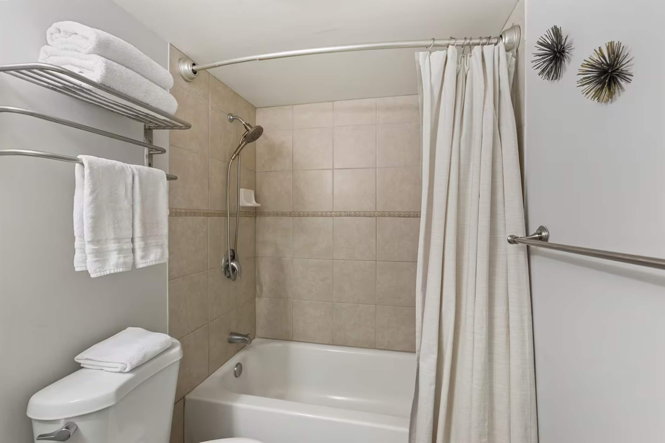 Condo in Kihei · ★4.69 · 2 bedrooms · 2 beds · 2 private baths - Image 24