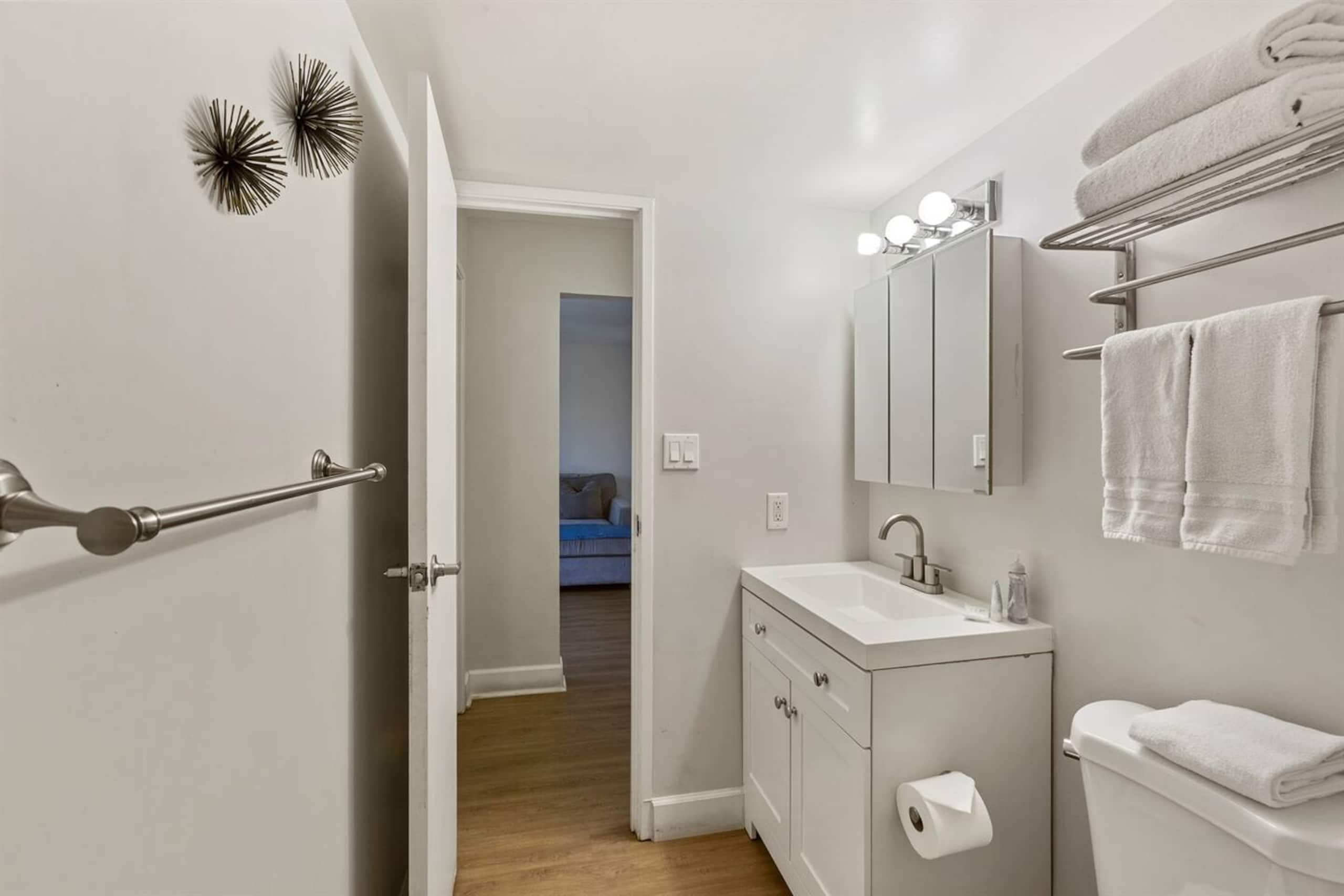 Condo in Kihei · ★4.69 · 2 bedrooms · 2 beds · 2 private baths - Image 25