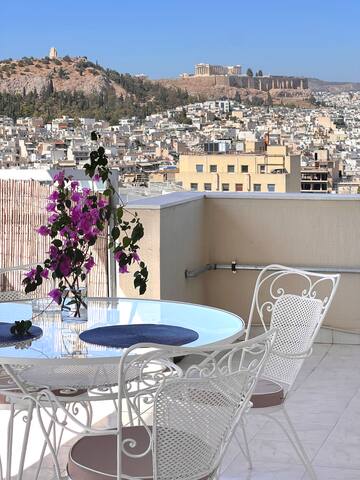 A typical Athenian house with Acropolis view