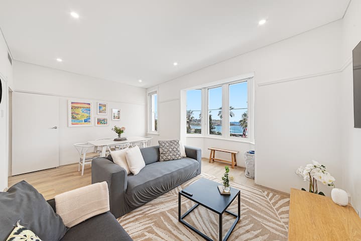 Hazel U5, Beach Front 2 Bedrooms and amazing views